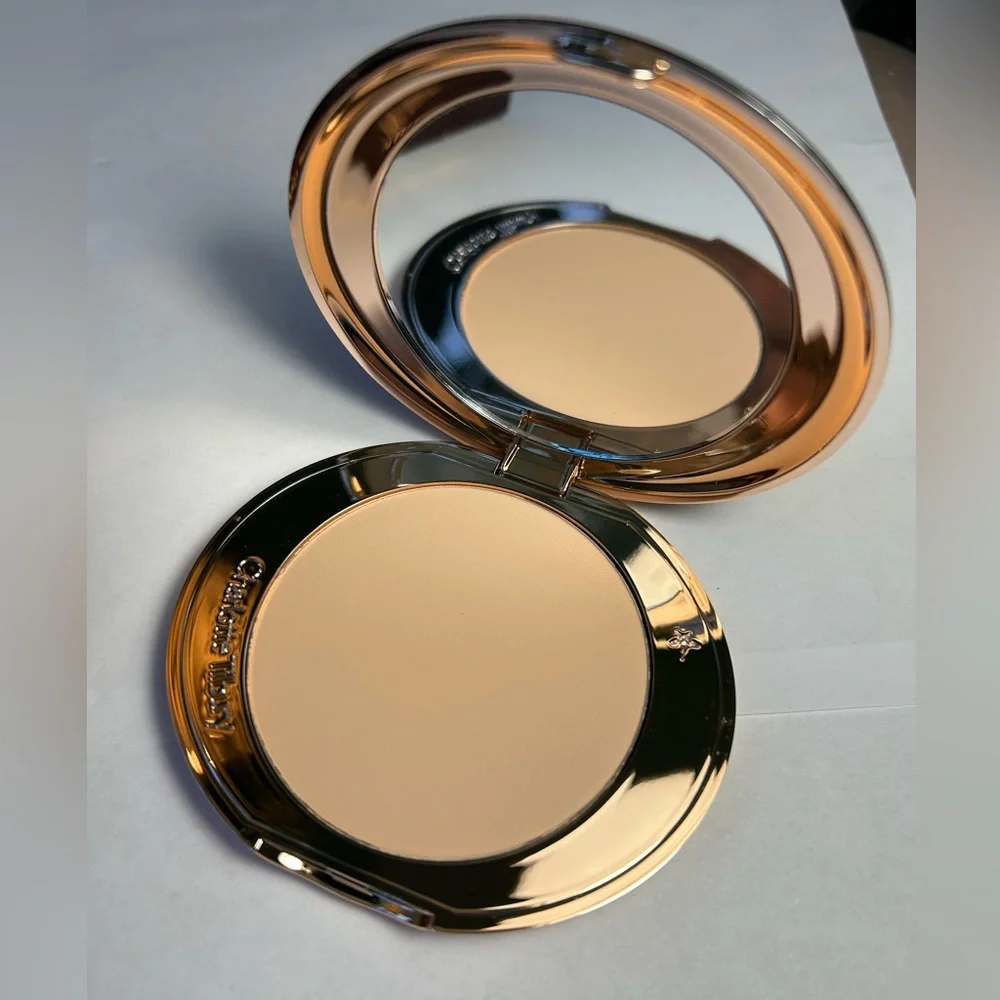 NWT🌷#2 - Charlotte Tilbury’s Airbrush Flawless Finish Blurring & Setting Powder